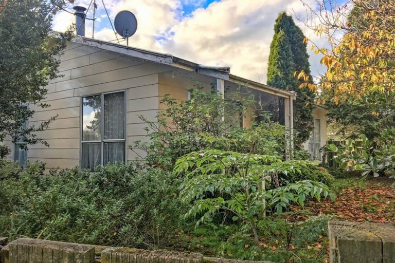 Photo of property in 8a Kupe Drive, Carterton, 5713