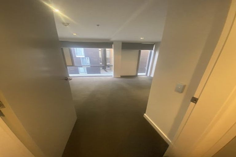 Photo of property in Monument Apartments, 3d/245 Wakefield Street, Te Aro, Wellington, 6011