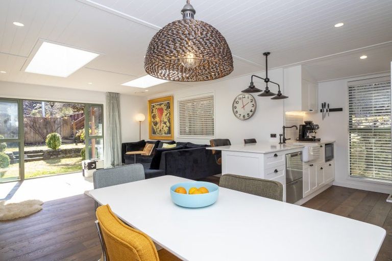 Photo of property in 43 Mcdonnell Road, Arrowtown, 9302
