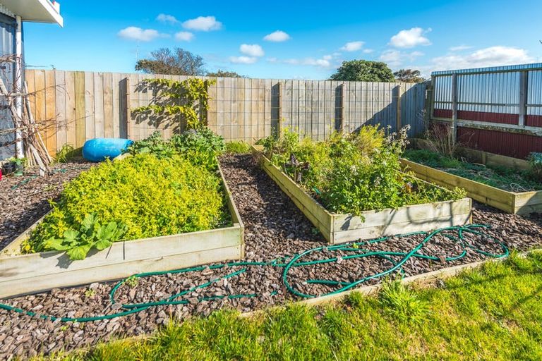 Photo of property in 10 Maire Street, Gonville, Whanganui, 4501