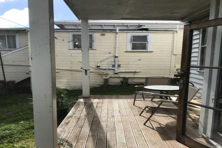 Photo of property in 1/26 Austin Street, Mount Victoria, Wellington, 6011