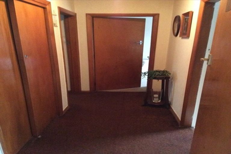 Photo of property in 437 Featherston Street, Palmerston North, 4414