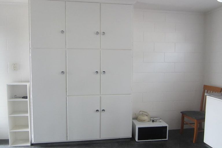 Photo of property in 2/25 Brockworth Place, Riccarton, Christchurch, 8011