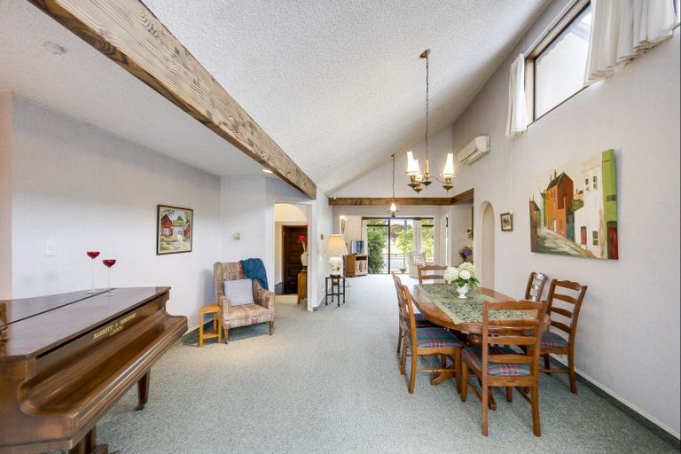 Photo of property in 110 Freyberg Avenue, Tamatea, Napier, 4112