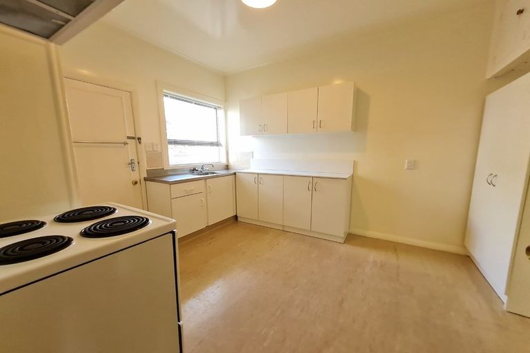 Photo of property in 2/978 Colombo Street, St Albans, Christchurch, 8014