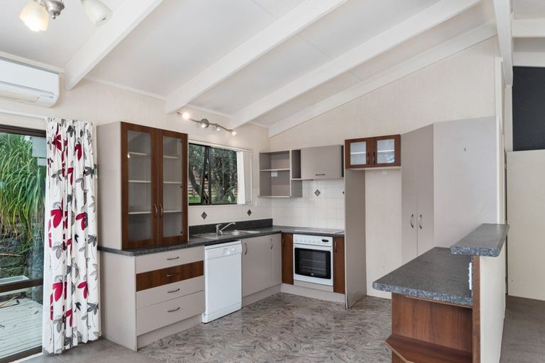 Photo of property in 18 Victory Street, Welcome Bay, Tauranga, 3112