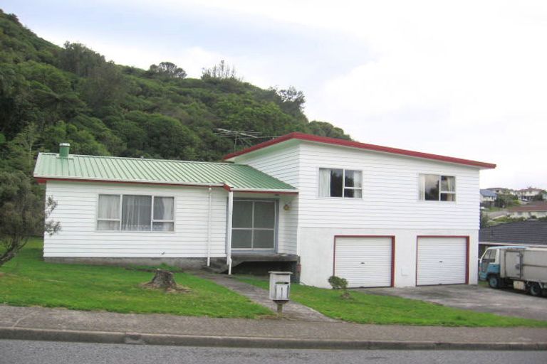 Photo of property in 68 Truscott Avenue, Johnsonville, Wellington, 6037