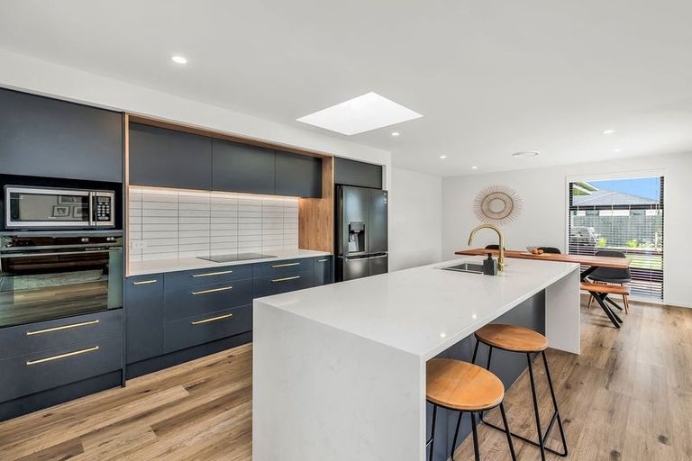 Photo of property in 15 Collisson Street, Leeston, 7632