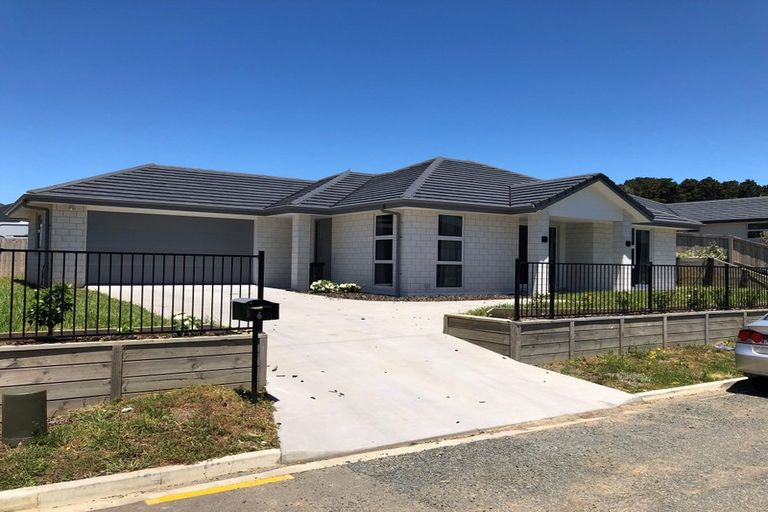 Photo of property in 6 Tanner Place, Te Kamo, Whangarei, 0112