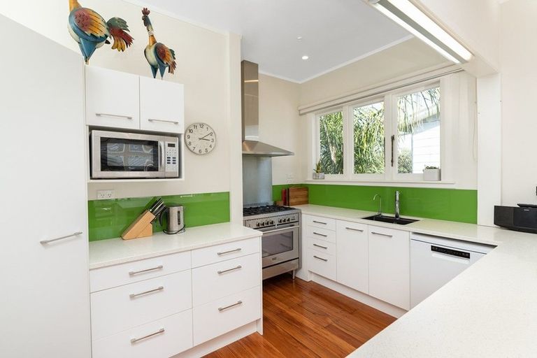 Photo of property in 25 Windsor Road, Bellevue, Tauranga, 3110