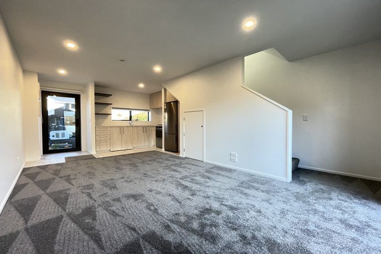 Photo of property in 2/19d Dyers Pass Road, Cashmere, Christchurch, 8022