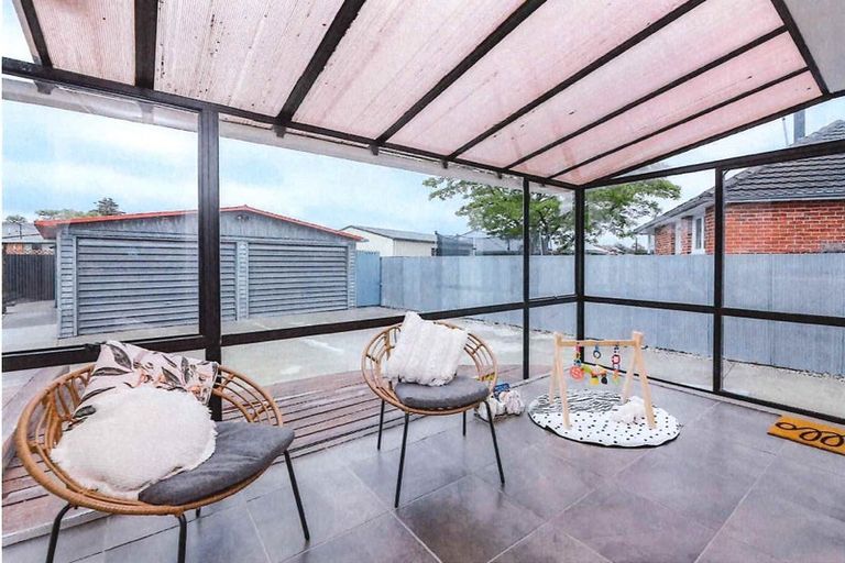 Photo of property in 35 Wilton Crescent, Bishopdale, Christchurch, 8053