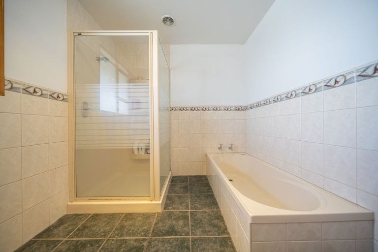 Photo of property in 11 Kepler Place, Te Anau, 9600