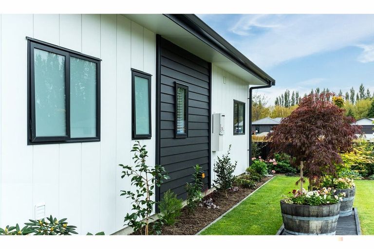 Photo of property in 6 Strawberry Place, Geraldine, 7930