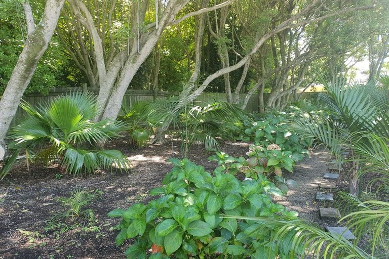 Photo of property in 2 Bressay Way, Waikanae, 5036