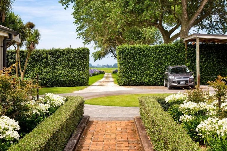 Photo of property in 1048 Normanby Road, Manaia, Hawera, 4678