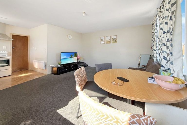 Photo of property in 2/65 Sherborne Street, St Albans, Christchurch, 8014