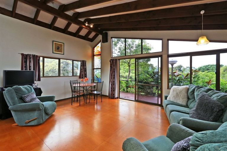 Photo of property in 66 Gillies Crescent, Waimarama, Havelock North, 4294