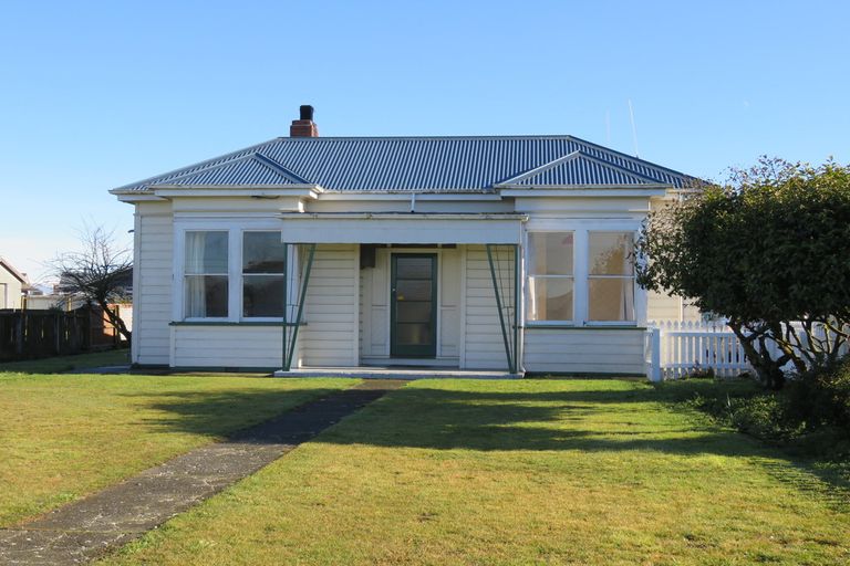 Photo of property in 41 Studholme Street, Temuka, 7920