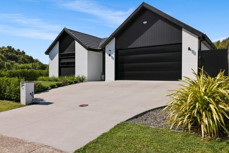 Photo of property in 87 Pakanga Grove, Pyes Pa, Tauranga, 3112