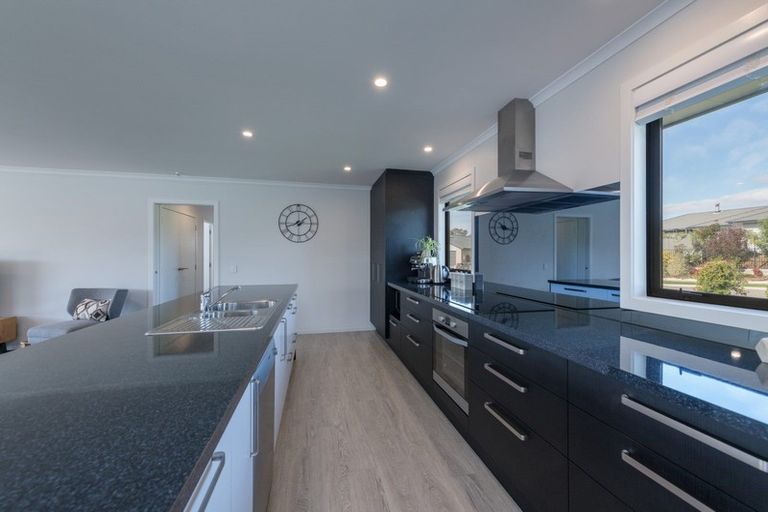 Photo of property in 4 Les Wakefield Road, Mapua, 7005