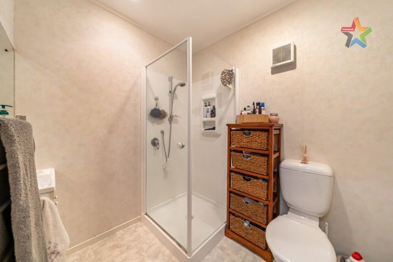 Photo of property in 14a Pekanga Road, Normandale, Lower Hutt, 5010