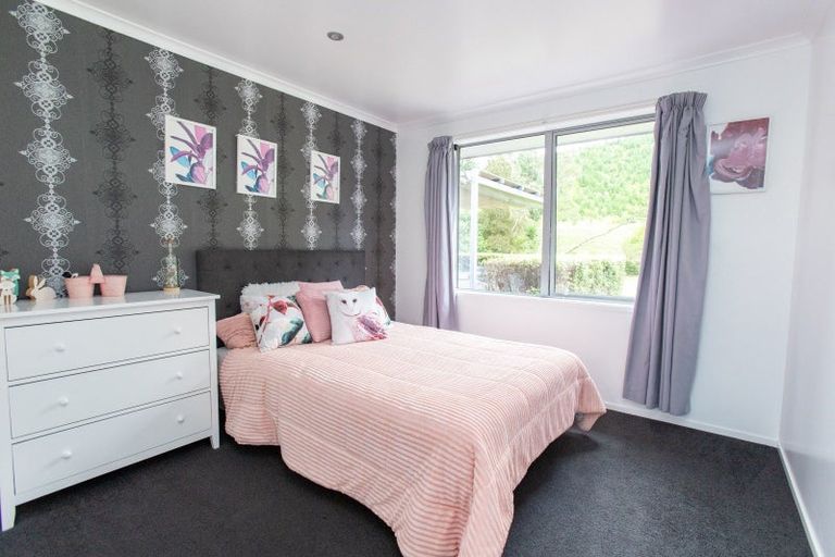 Photo of property in 180c Dimmock Road, Waitakaruru, Pokeno, 2471