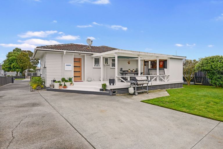 Photo of property in 57 Tatariki Street, Rosehill, Papakura, 2113