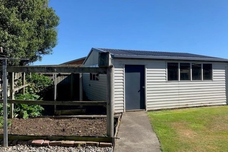 Photo of property in 55 Bayswater Crescent, Bromley, Christchurch, 8062