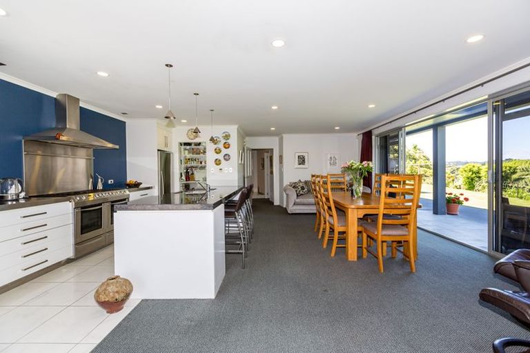 Photo of property in 10b Tupare Place, Highlands Park, New Plymouth, 4312