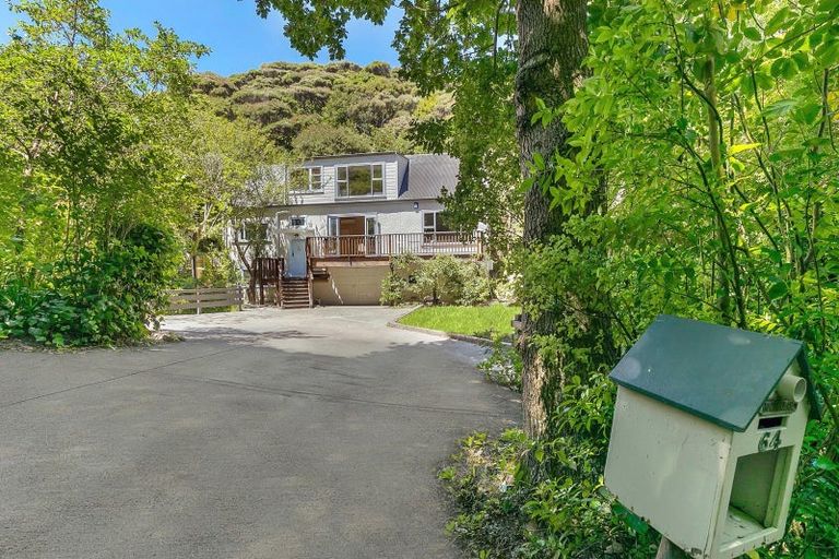 Photo of property in 64 Cluny Road, Plimmerton, Porirua, 5026