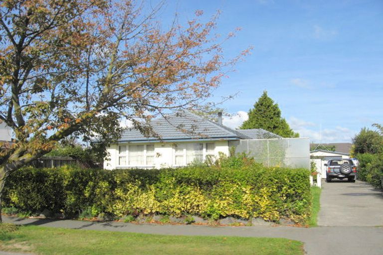 Photo of property in 31 Coniston Avenue, Ilam, Christchurch, 8041