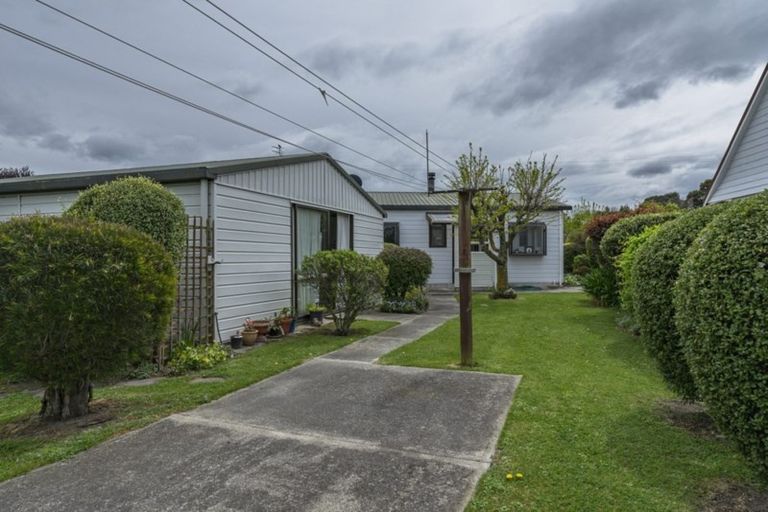 Photo of property in 22 Osborne Road, Amberley, 7410