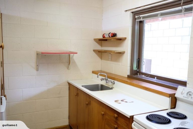 Photo of property in 4/13 May Street, Hamilton East, Hamilton, 3216