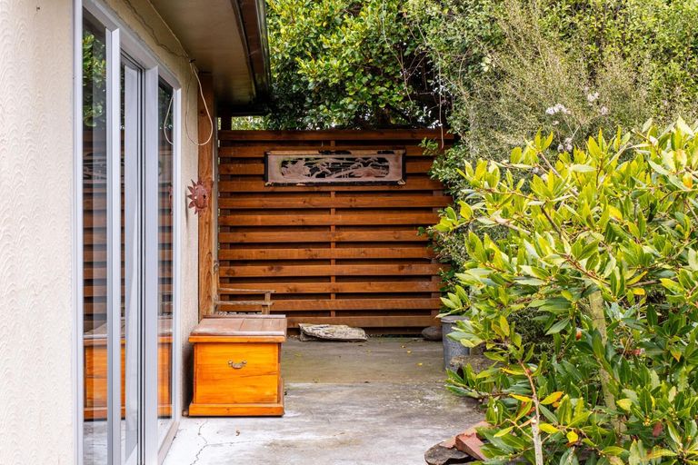 Photo of property in 10 Main North Road, Geraldine, 7930