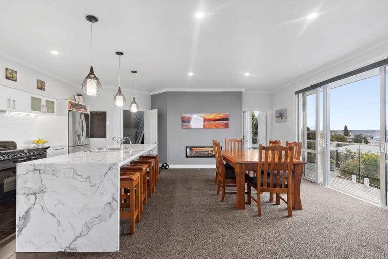 Photo of property in 100 Arapiki Road, Stoke, Nelson, 7011