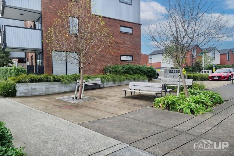 Photo of property in 4/17 Uku Lane, Hobsonville, Auckland, 0616