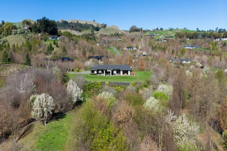 Photo of property in 44 Tauroa Valley Road, Havelock North, 4130