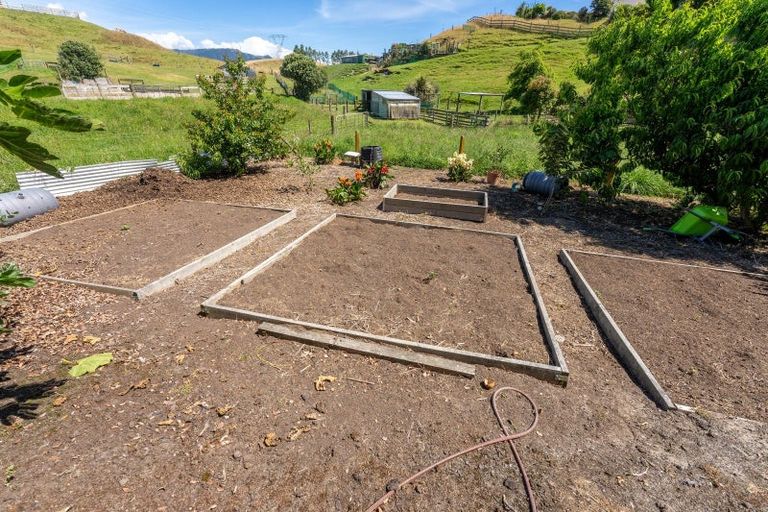 Photo of property in 52 Harakeke Road, Te Horo, Otaki, 5581