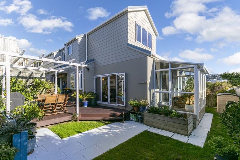 Photo of property in 2a Princess Street, Newtown, Wellington, 6021