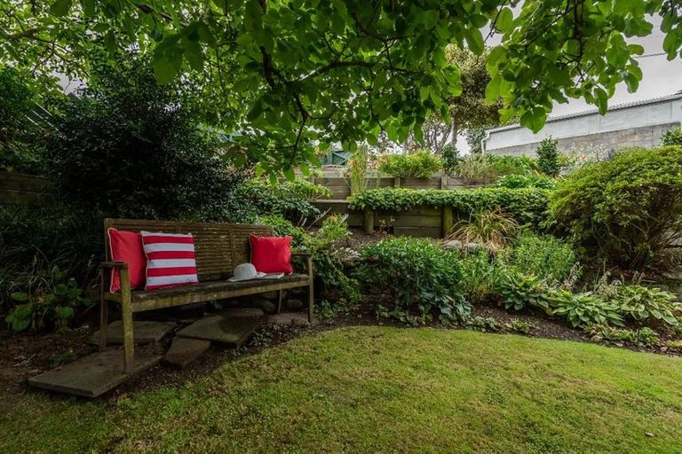 Photo of property in 5 Kaka Road, Raumati Beach, Paraparaumu, 5032