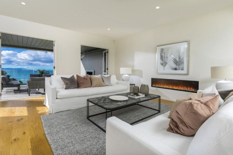 Photo of property in 196 Vipond Road, Stanmore Bay, Whangaparaoa, 0932