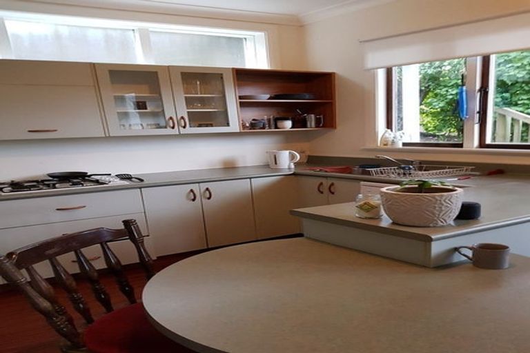 Photo of property in 143 Upland Road, Kelburn, Wellington, 6012