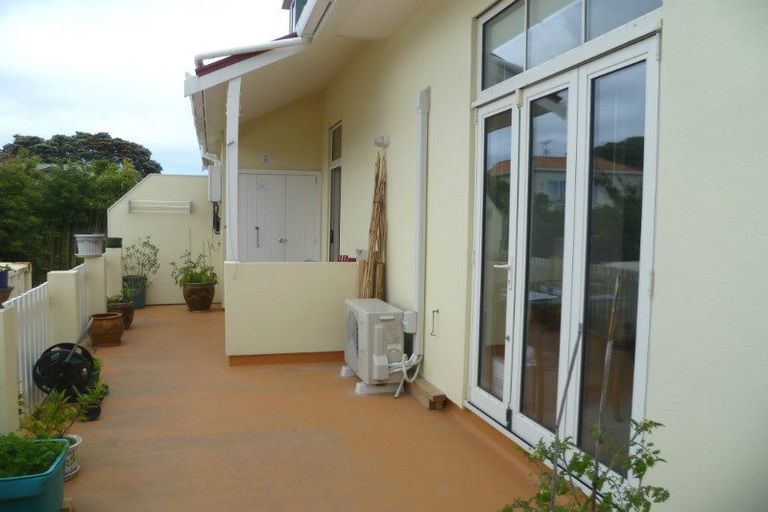 Photo of property in 8/245 Adelaide Road, Newtown, Wellington, 6021