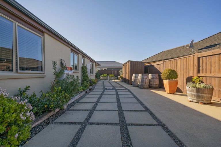 Photo of property in 73 Cholmondeley Crescent, Whitianga, 3510