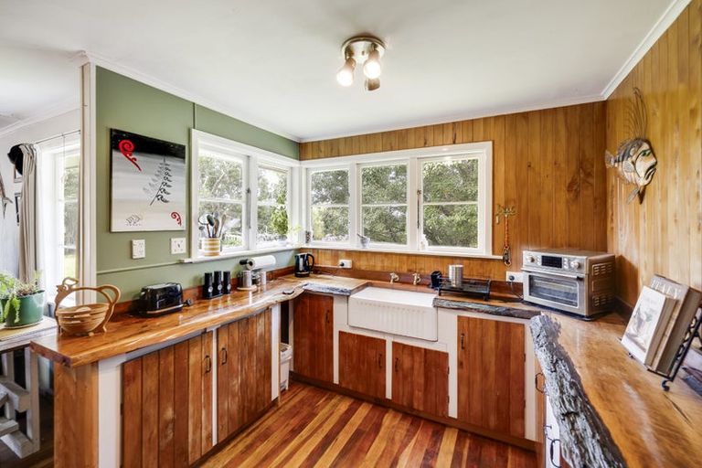 Photo of property in 1447 Ridgemount Road, Tutira, Napier, 4188