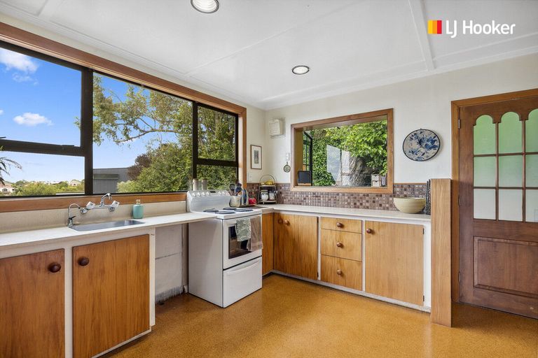 Photo of property in 11 Carnarvon Street, Belleknowes, Dunedin, 9011