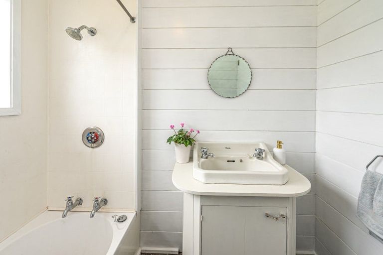 Photo of property in 7 Tainui Street, Castlecliff, Whanganui, 4501