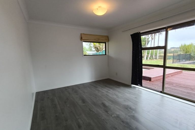 Photo of property in 28 Blackbridge Road, Dairy Flat, Albany, 0794