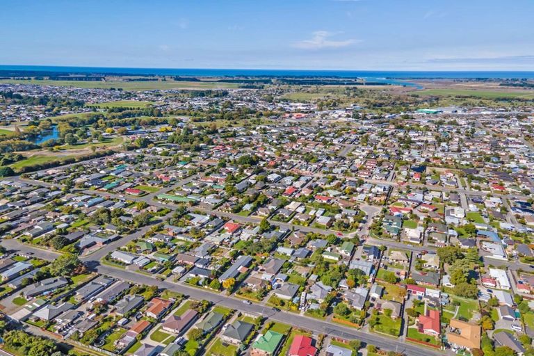 Photo of property in 53 Whitefield Street, Kaiapoi, 7630